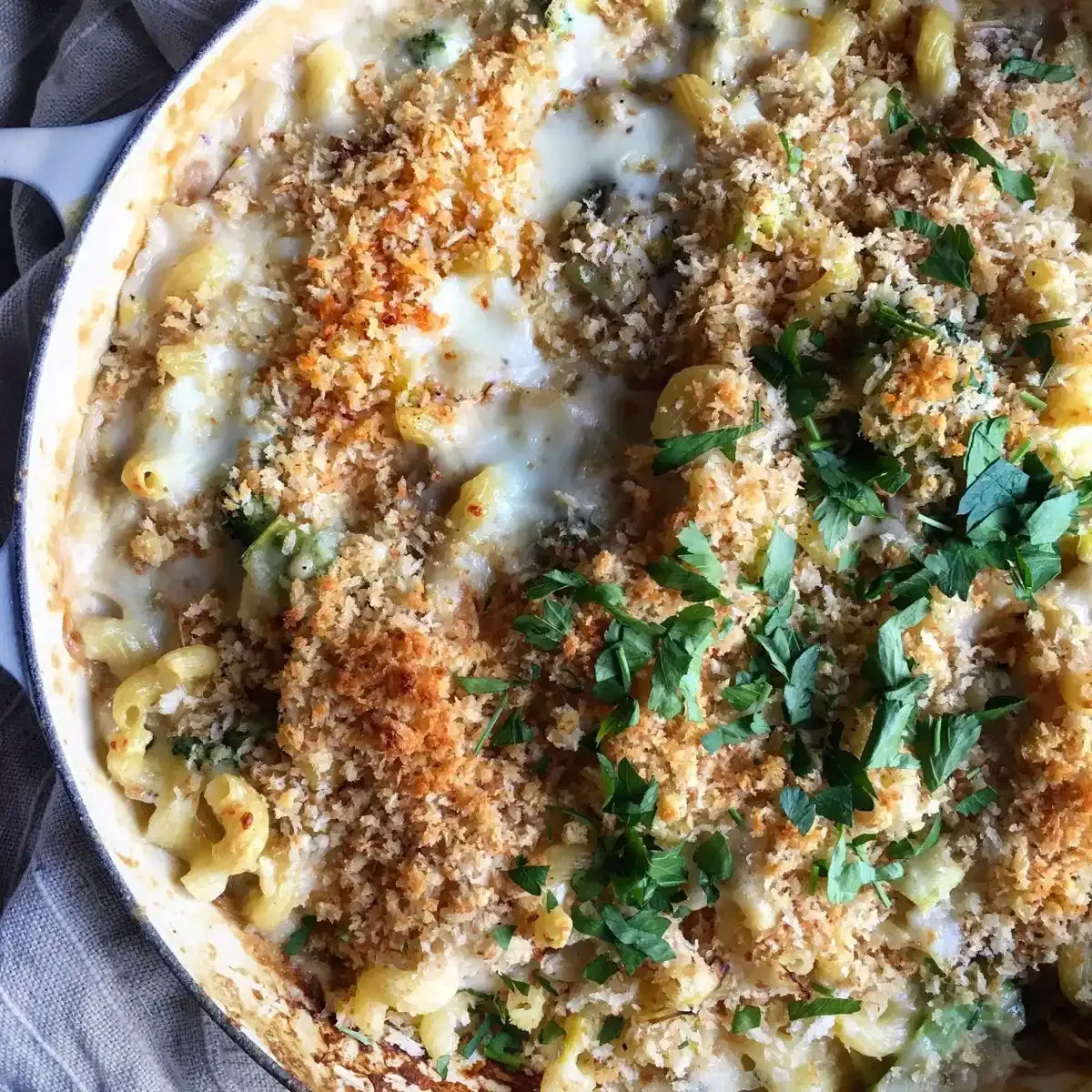 Skillet Mac 'n Cheese with Chicken and Broccoli