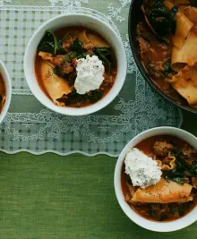 Lasagna Soup With Spinach and Sausage